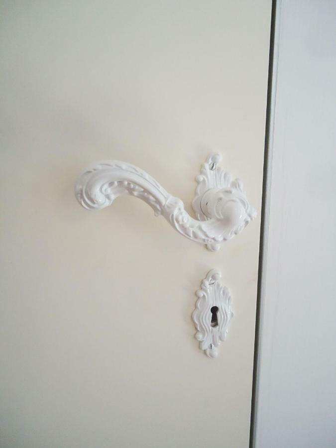 Boutique Apartment Elegantissima Turin Exterior photo